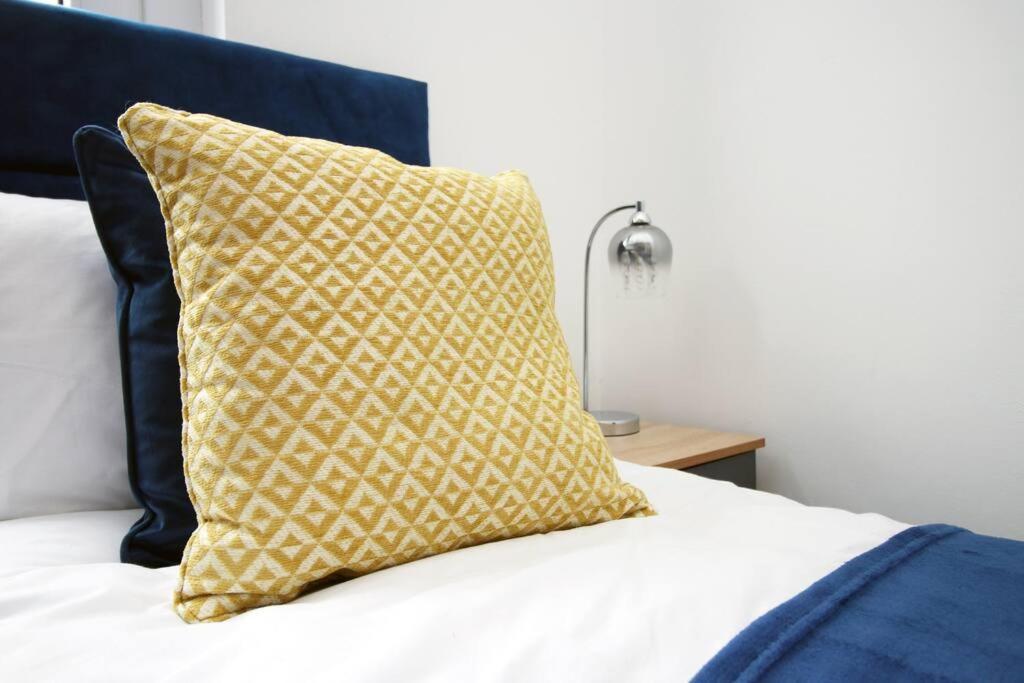فيلا Holiday House For 7 Guests, Free Wi-Fi & Self Check-In Explore Newport المظهر الخارجي الصورة